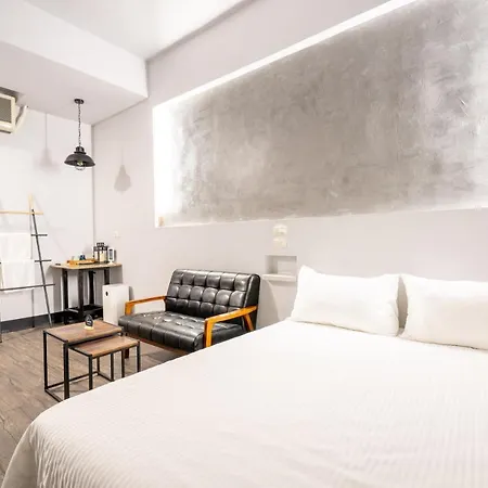 Utopia Hostel-2